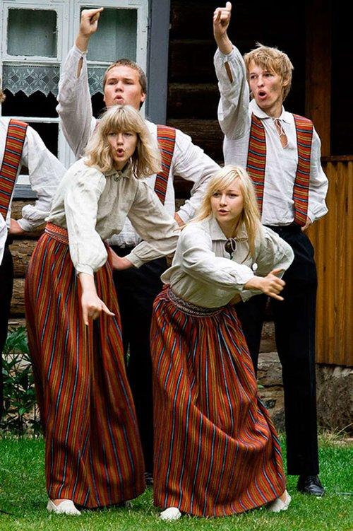Kadi Kähär performs tartu in estonia